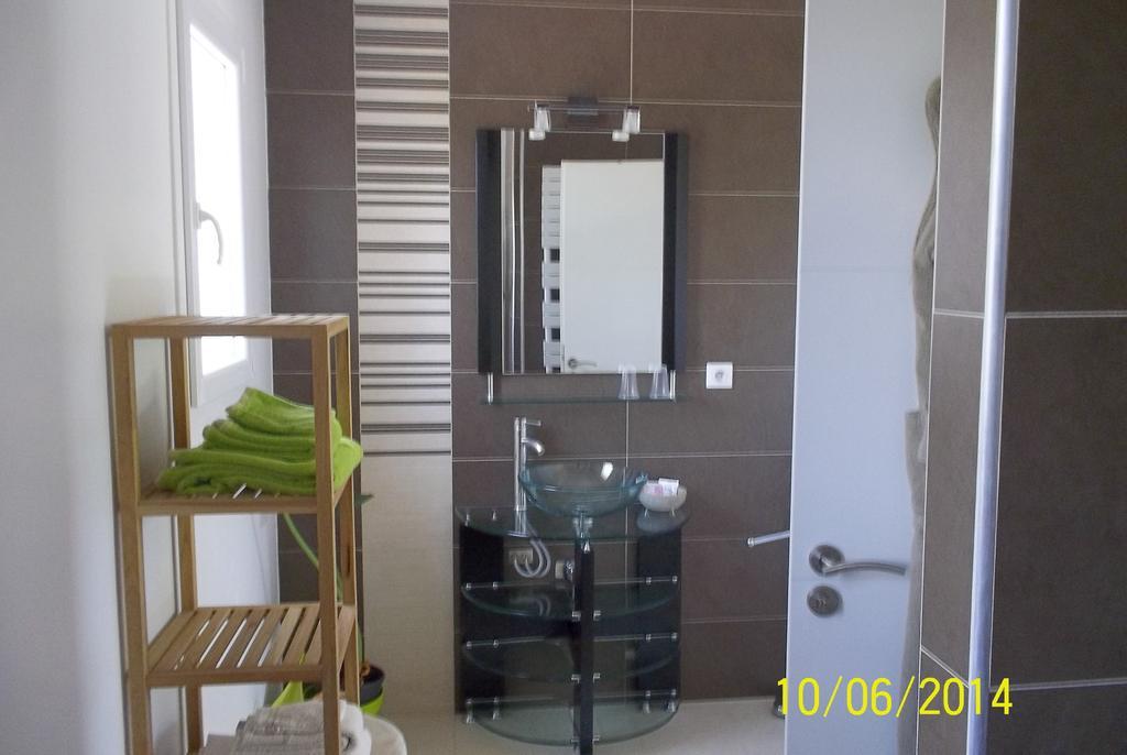 Maprovencale Bed & Breakfast Les Arcs-sur-Argens Room photo